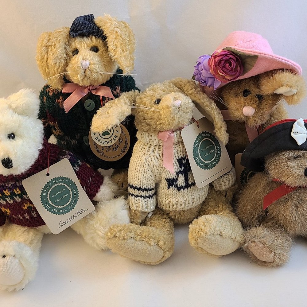 Lot of Boyd's Bears Plush